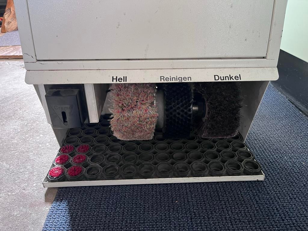 Schoenpoets machine, Ophalen, Gebruikt