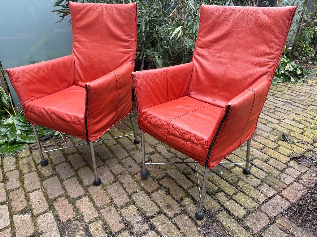 2x Montis Chaplin eetkamerstoelen steenrood, Ophalen, Overige kleuren, Zo goed als nieuw, Leer