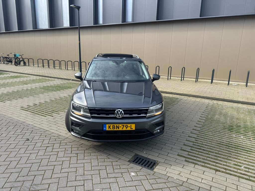 Volkswagen Tiguan 1.4 TSI 4Motion 2018 – Vol opties, Automaat, Zwart, 4 cilinders, 2000 kg
