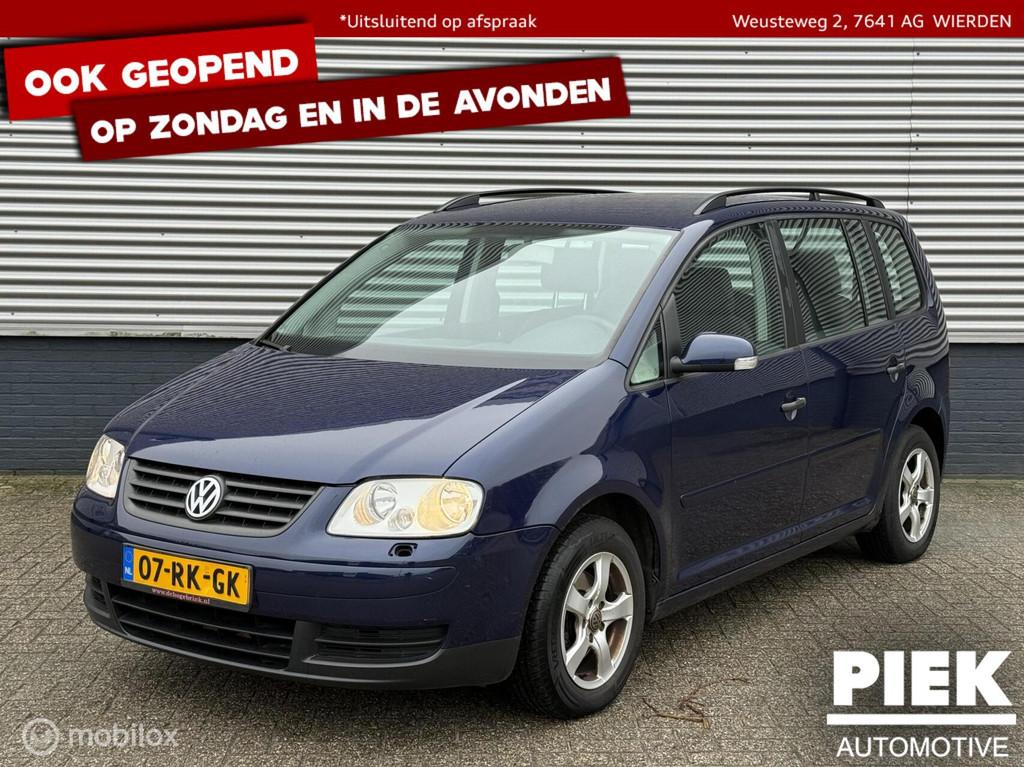 Volkswagen Touran 1.6 TREKHAAK, APK NIEUW, Auto's, 4 cilinders, Blauw, Handgeschakeld, Euro 4