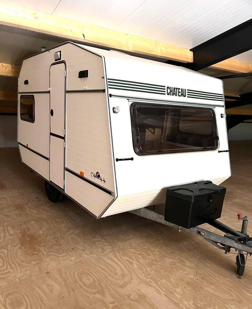 Te Koop mooie Vinted Chateau 364 Lichtgewicht Caravan., Caravans en Kamperen, Caravans, Particulier, tot en met 3, 500 - 750 kg