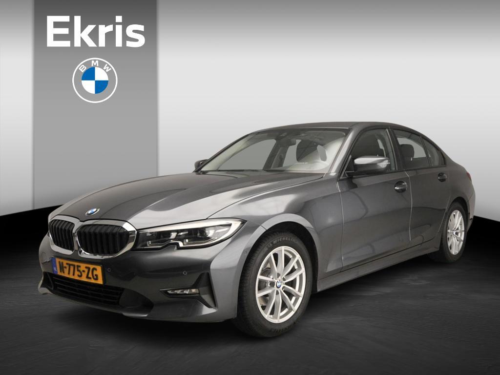 BMW 3 Serie Sedan 318i | Handbak ! | LED | Navigatie | Trekh, Automaat, Gebruikt, Euro 6, 1445 kg