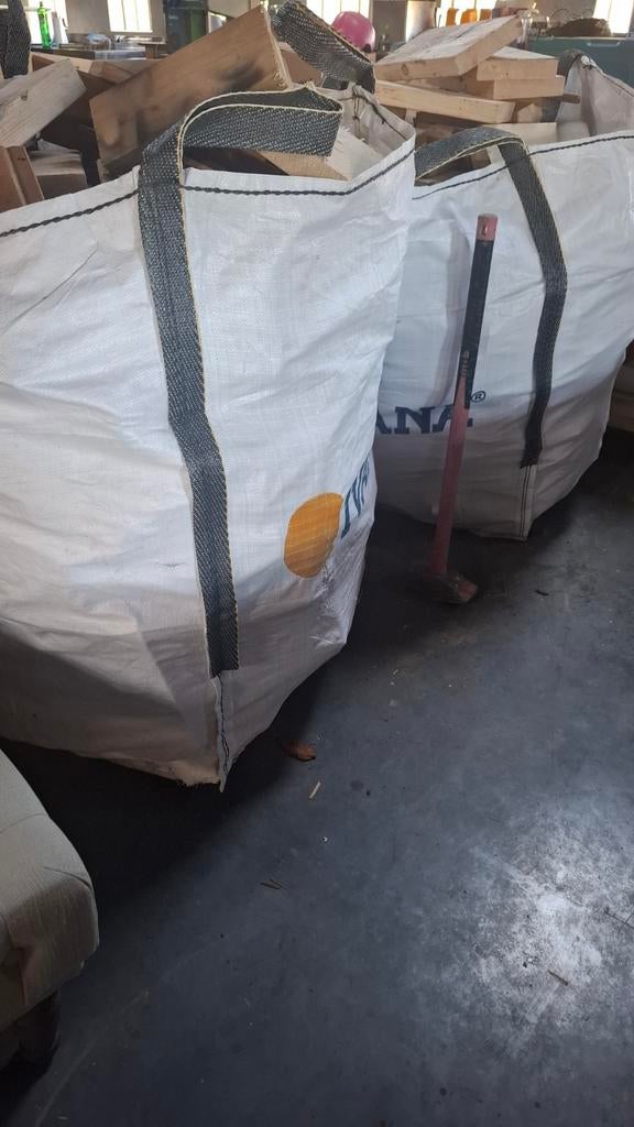 Schoon, naturel, droog hout (zonder big bag), 3 tot 6 m³, Ophalen, Overige houtsoorten, Blokken