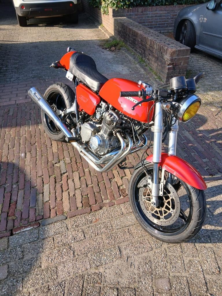 Cb350f'74, xv920'86, z650'77.