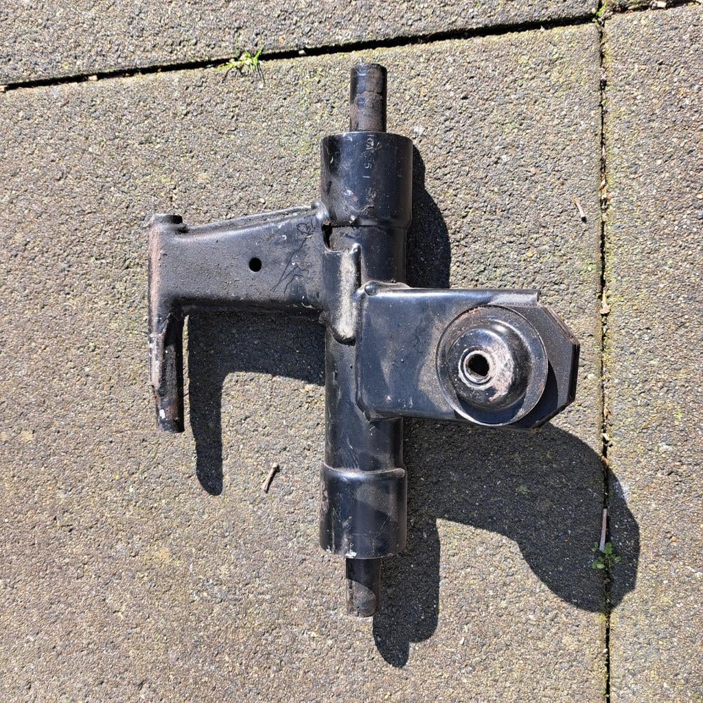 Vespa subframe, Ophalen of Verzenden, Gebruikt