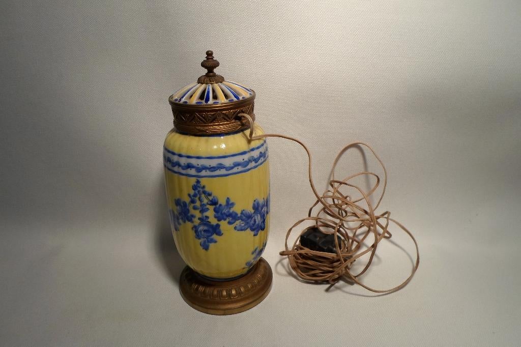 Sevres Lamp Potpourri Vase, Ophalen of Verzenden