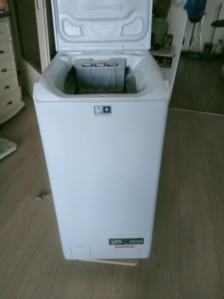 AEG L6000 Lavamat Bovenlader Wasmachine 6kg, Bovenlader, Ophalen of Verzenden, Zo goed als nieuw, Kort programma