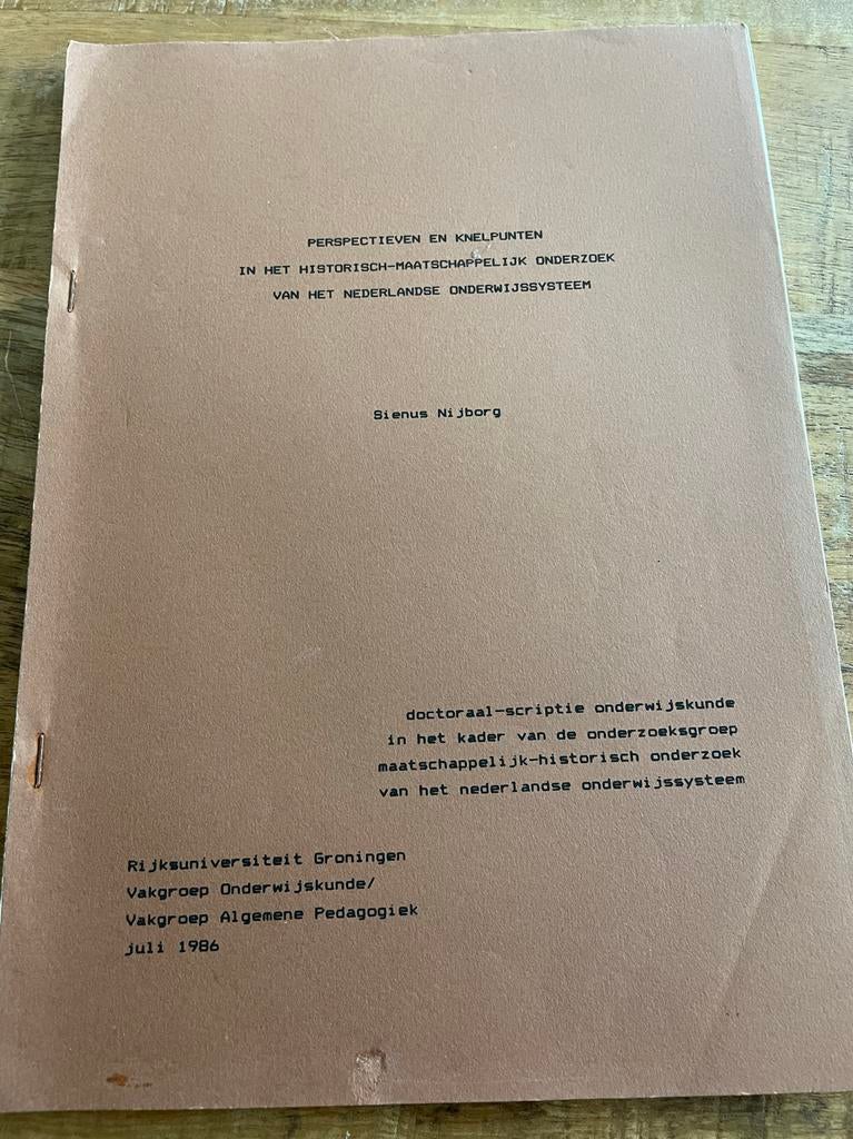 Scriptie Historisch onderzoek Nederlandse onderwijssysteem, Ophalen of Verzenden, Gelezen