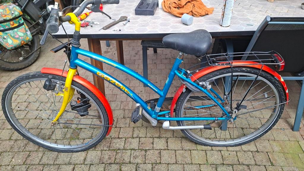 Gazelle damesfiets, blauw met rode spatborden, Ophalen, Gebruikt, Gazelle