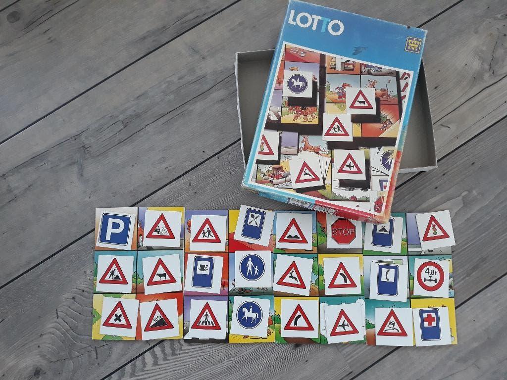 verkeersborden kaartjes leggen (wij versturen niet), Ophalen, Gebruikt