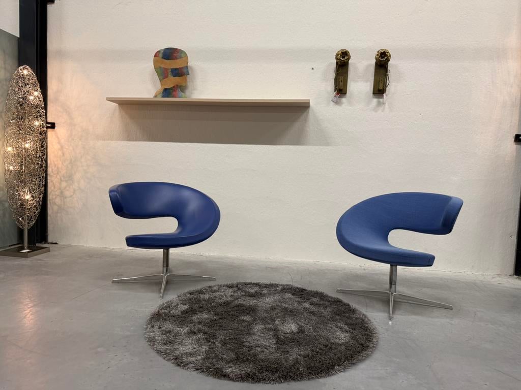 Als nieuw Varier Peel Club draaifauteuill blauw leer Stoel, Zo goed als nieuw, Varier, Leer, 75 tot 100 cm