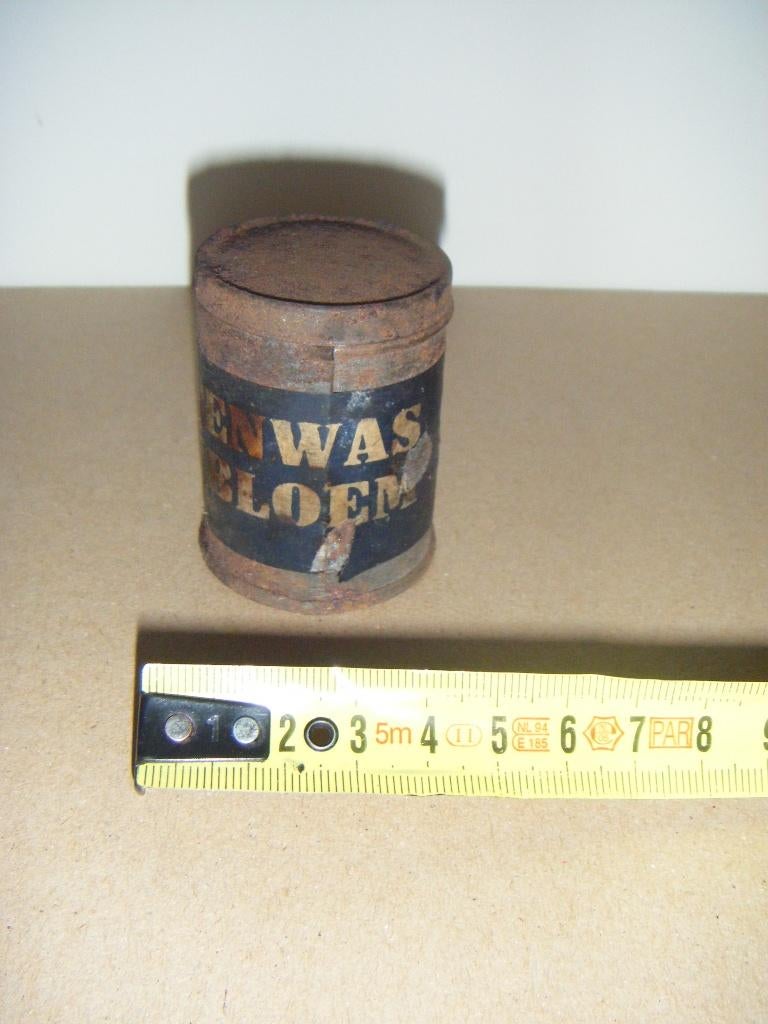 Antiek,zeldzaam blikje Haardenwas,Zonnebloem,halfvol poeder, Verzamelen, Ophalen of Verzenden, Gebruikt, Verpakking