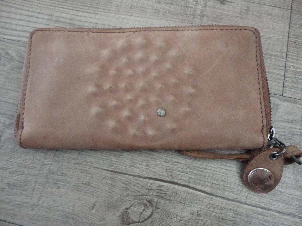 TE KOOP ZGAN LEREN PORTEMONEE VAN NOOSA, Overige merken, Bruin, Ophalen of Verzenden, Zo goed als nieuw
