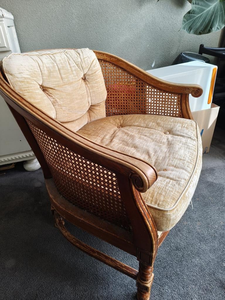 Vintage design fauteuil van Giorgetti, Huis en Inrichting, Fauteuils, Gebruikt, 75 tot 100 cm, 50 tot 75 cm, Stof