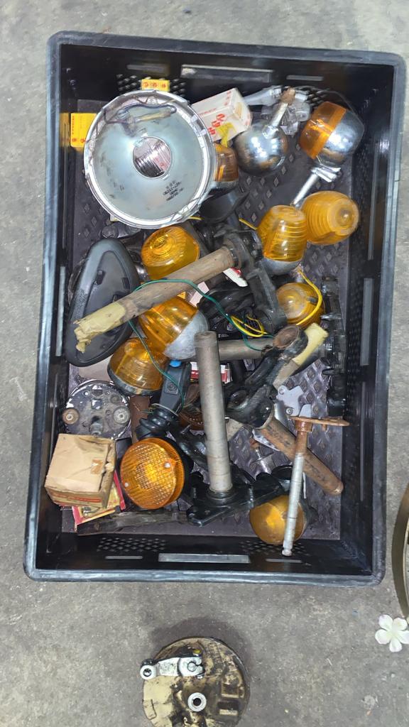 Diverse onderdelen  suzuki,yamaha fs1 -DT etc, Ophalen of Verzenden