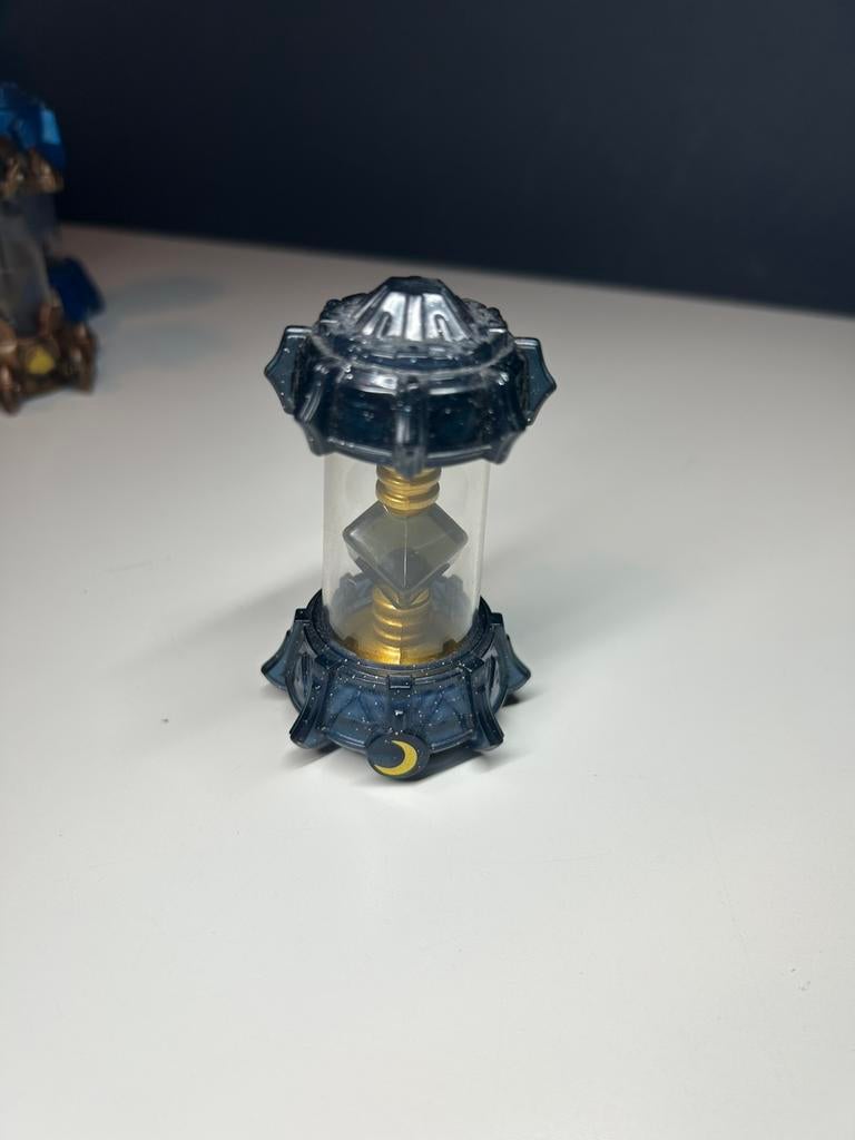 Dark Creation Crystal (Zwart), Avontuur en Actie, 1 speler, Ophalen of Verzenden, Zo goed als nieuw