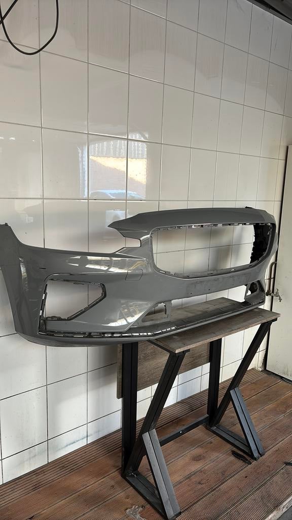 Volvo V60 II Voorbumper – 31690530, Ophalen of Verzenden, Voor, Volvo, Bumper