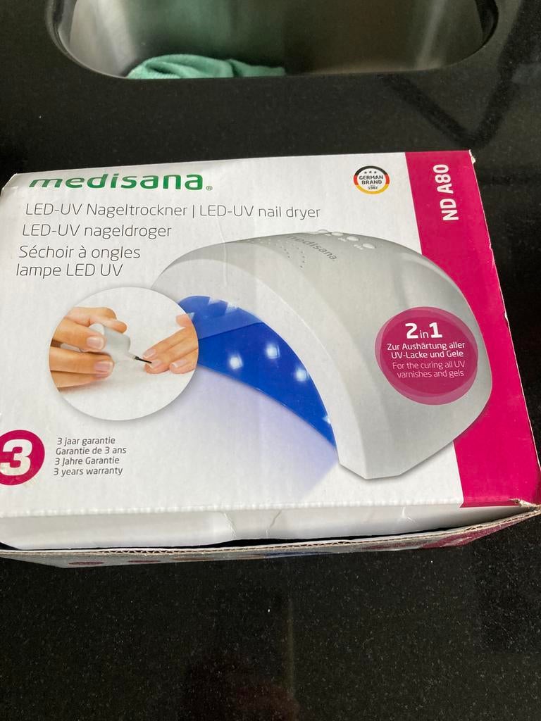 Led-uv nageldroger merk medisana, Ophalen of Verzenden, Zo goed als nieuw, Wit, Handen en Nagels