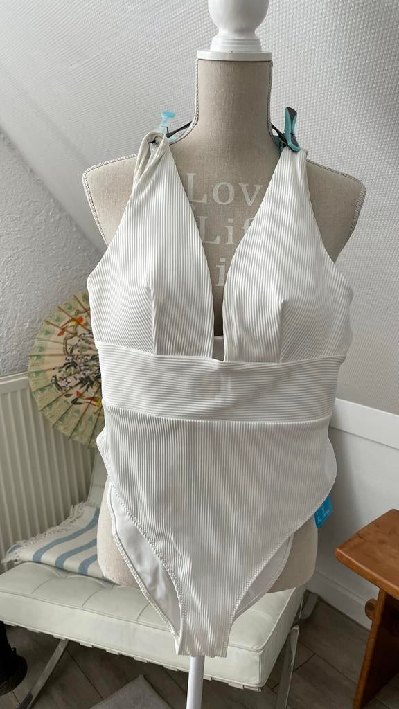 Badpak wit maat 40 nieuw, Kleding | Dames, Badmode en Zwemkleding, Ophalen of Verzenden, Nieuw, Wit, Badpak