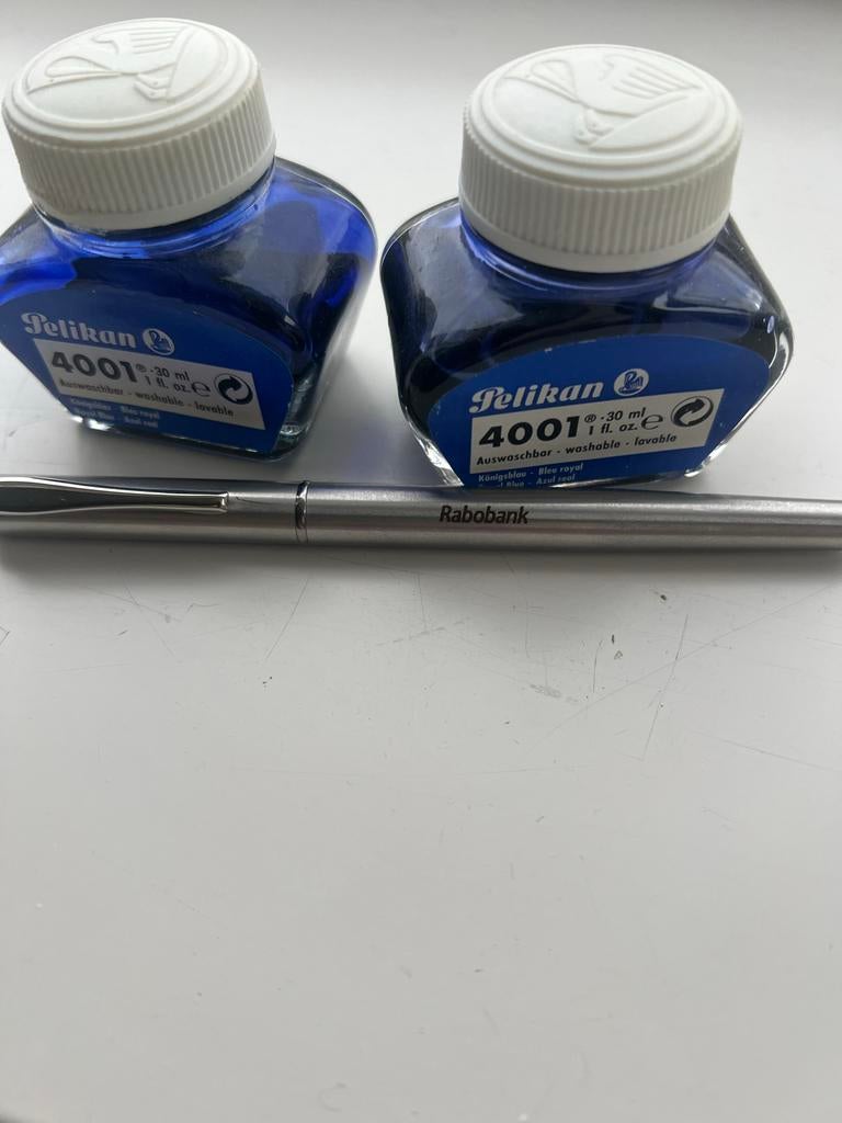Vulpen Rabobank + 2 potjes inkt, Ophalen of Verzenden, Gebruikt, Overige typen