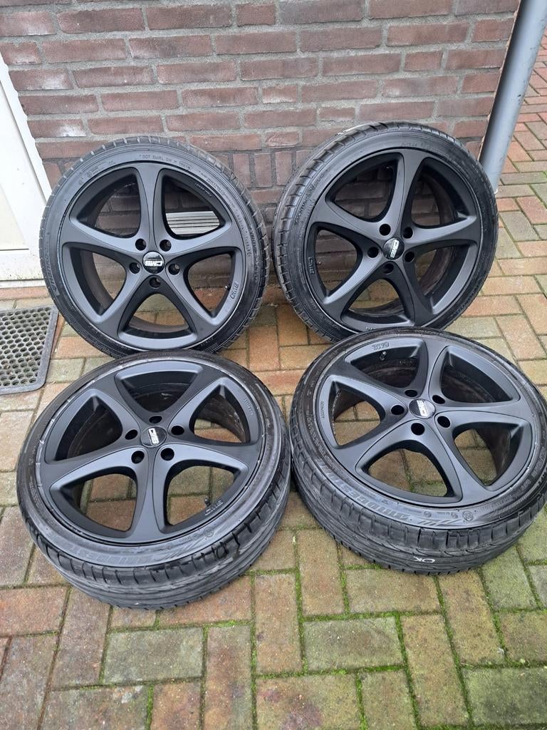Cms  5x112 18inch velgen set  zomerbanden vw golf audi skoda, Auto-onderdelen, Banden en Velgen, Ophalen