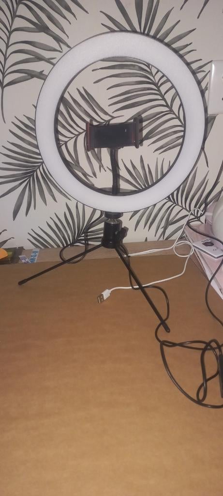 Vlog lamp met statief, Ophalen of Verzenden, Zo goed als nieuw, Lamp of Flitsset