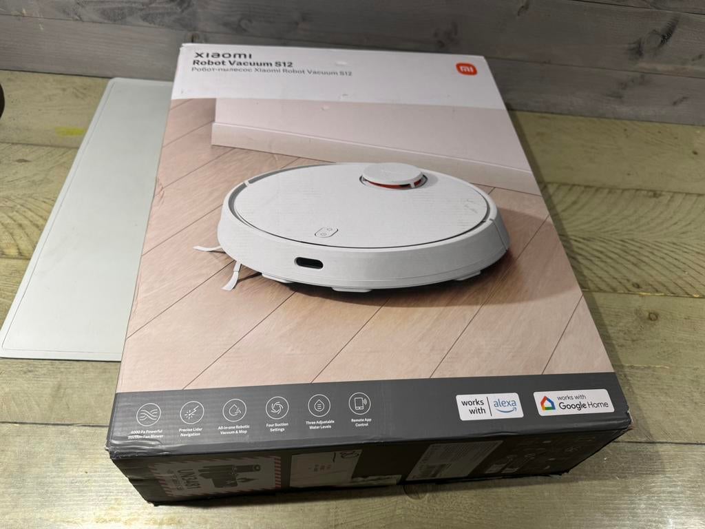 XIAOMI Robotstofzuiger S12 - Robotstofzuiger, Ophalen of Verzenden, Nvt, Nvt, Nvt
