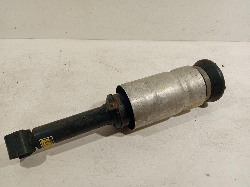 Veerpoot links voor Land Rover Range Rover, Onderdelen@venauto.nl, Van der Ven Autorecycling B.V., Ettenseweg 76, 4706 PB Roosendaal, The Netherlands