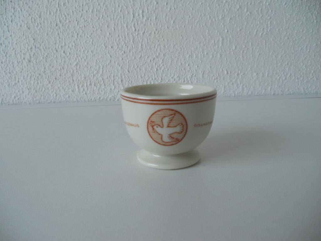 Regout porseleinen eierdop, Antiek en Kunst, Ophalen of Verzenden