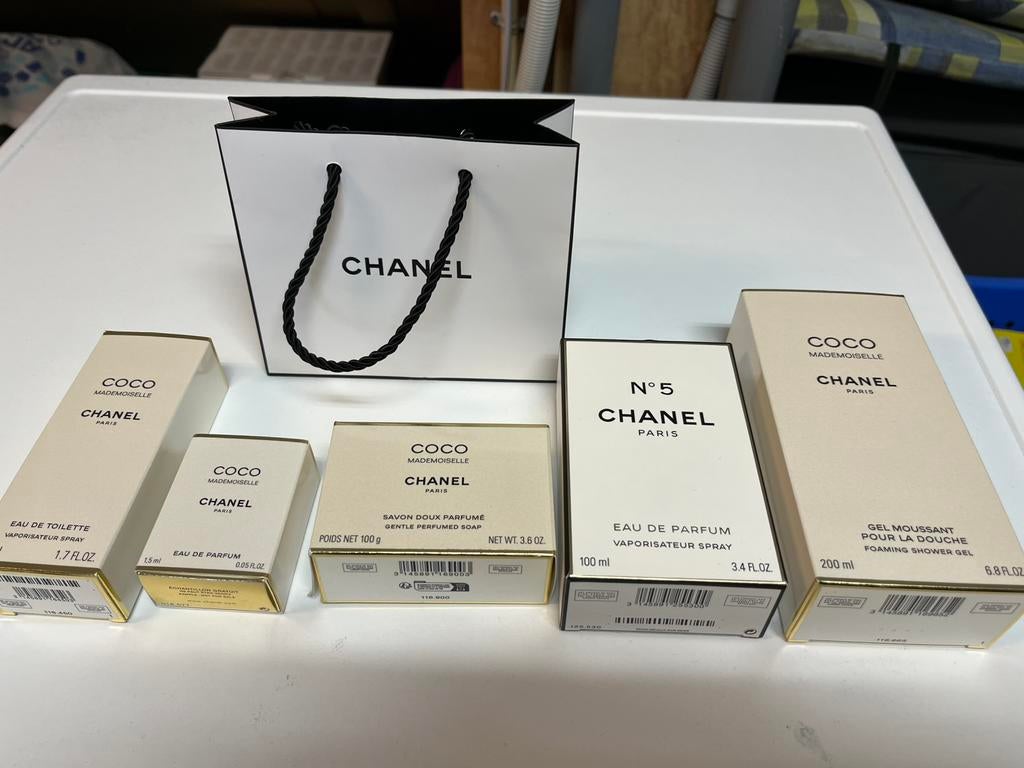 Chanel originele lege (!) verpakkingen en papieren tasje, Ophalen of Verzenden, Zo goed als nieuw