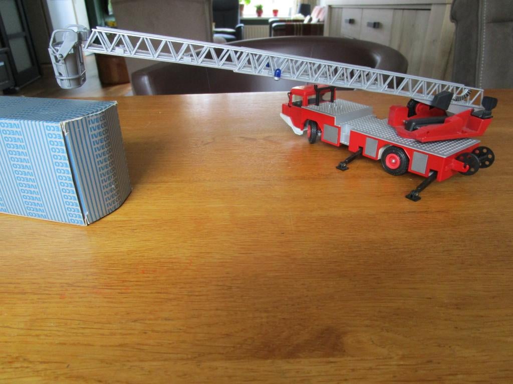 brandweer hoogwerker  IVECO  DL23, Ophalen, Bus of Vrachtwagen, Overige merken