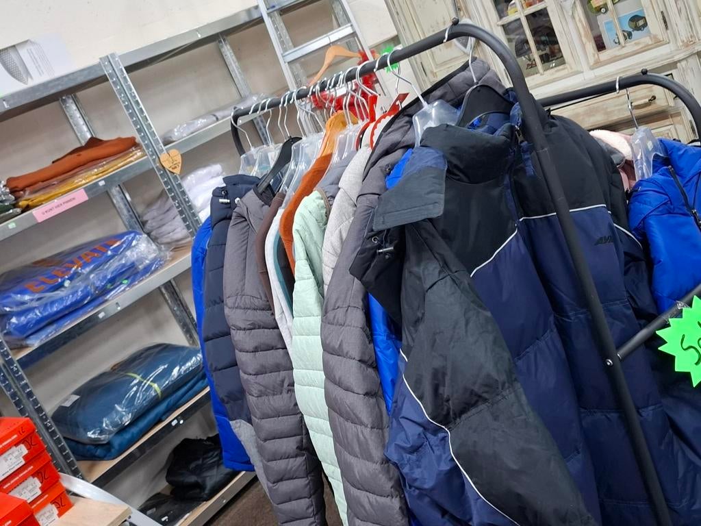 Partij (93 stuks) nieuwe merkkleding maat XL en XXL nu 450!!, Ophalen, Nieuw, ?, ?