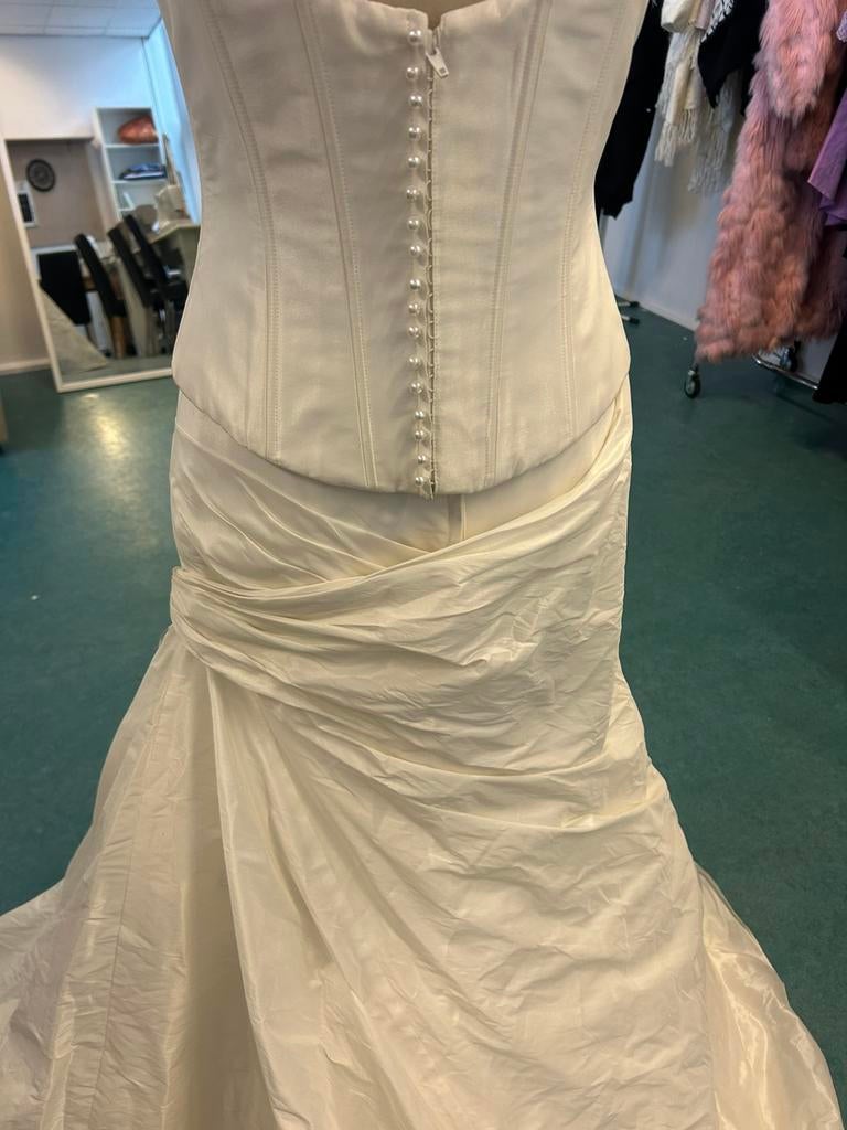 Mooi ivoor 2 delige bruidsjurk maat 38/40, Ophalen of Verzenden, Zo goed als nieuw, Wit, Trouwjurk