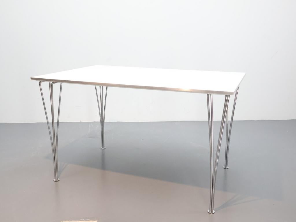 Fritz Hansen 1981 rectangular eettafel, Huis en Inrichting, Tafels | Eettafels, Ophalen, Niet bekend, 100 tot 150 cm, Overige materialen