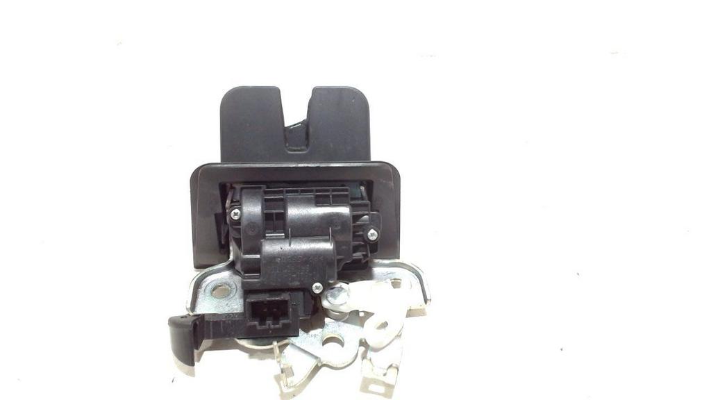 Slot mechaniek kofferdeksel achterklep elektrisch Audi A3, Onderdelen@venauto.nl, Van der Ven Autorecycling B.V., Gebruikt, Ettenseweg 76, 4706 PB Roosendaal, The Netherlands