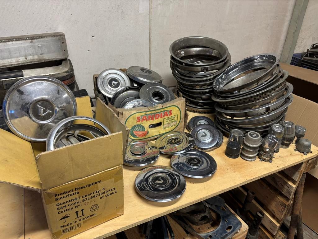 Volvo 140/ 240 wieldoppen/naafkappen/wielringen, Ophalen of Verzenden