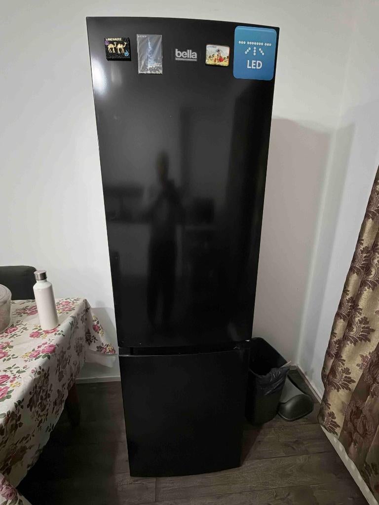 Refridgerator, Ophalen, 200 liter of meer, 160 cm of meer, Zo goed als nieuw