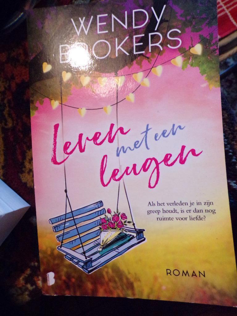 Wendy Brokers, Leven met een leugen, Boeken, Romans, Ophalen of Verzenden, Zo goed als nieuw