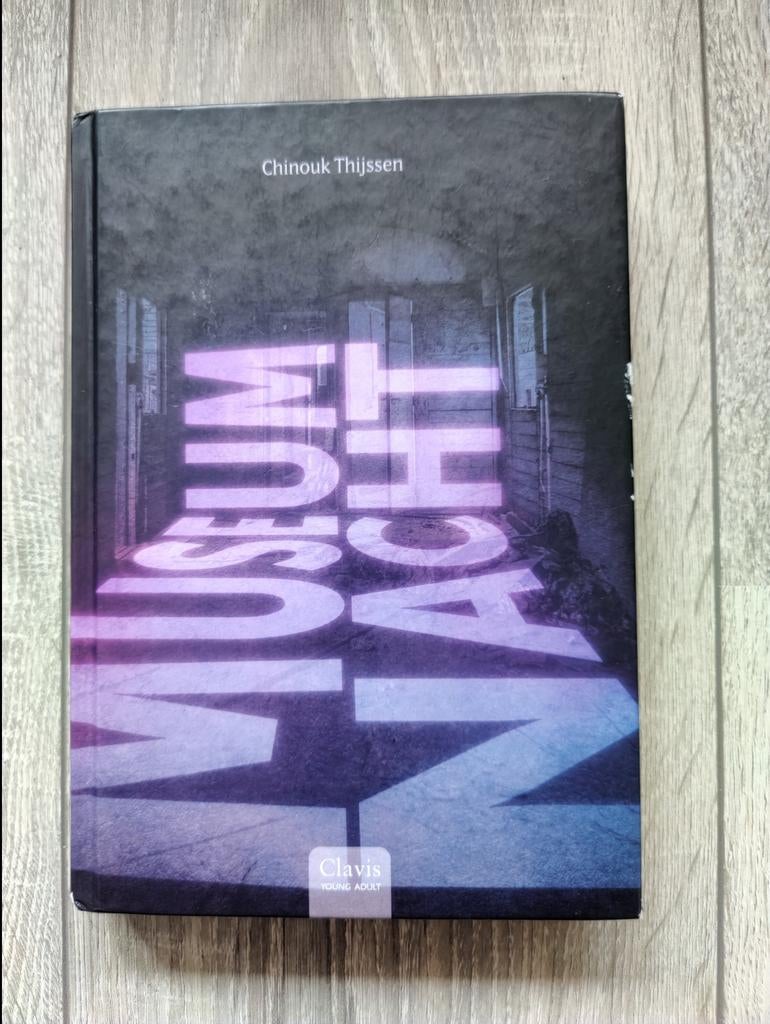 Museumnacht Chinouk Thijssen young adult jeugd thriller, Boeken, Ophalen of Verzenden, Zo goed als nieuw