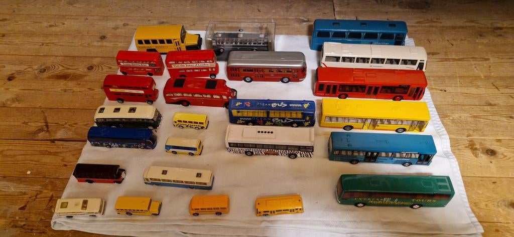 Modelbussen, Hobby en Vrije tijd, Modelauto's | 1:87, Ophalen, Bus of Vrachtwagen