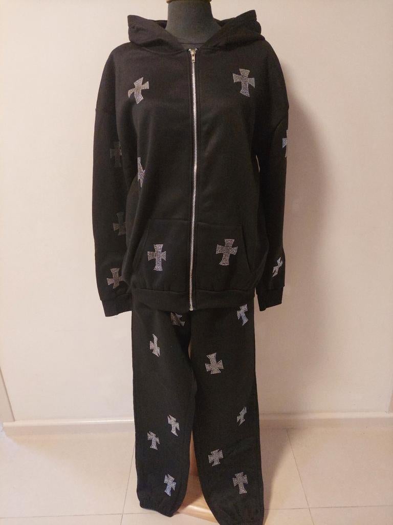 NIEUW! Joggingpak/ maat L, Maat 42/44 (L), Nieuw, Ophalen of Verzenden, Named