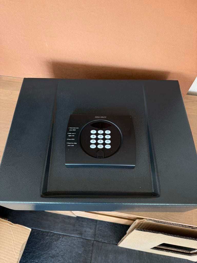 Digitale stalen kluis van Assa Abloy. Nieuw., Ophalen of Verzenden, Nieuw, Brandkast