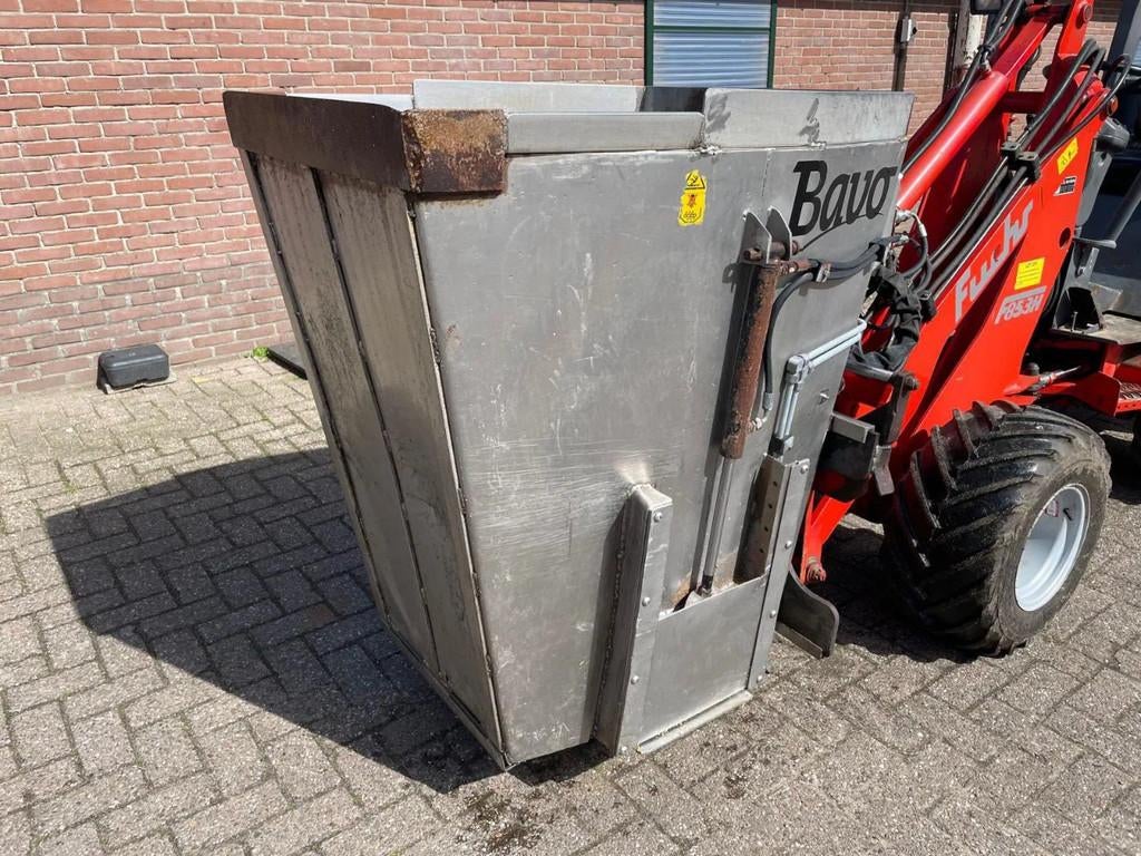 Bavo Mengbak, Overige, Stalinrichting