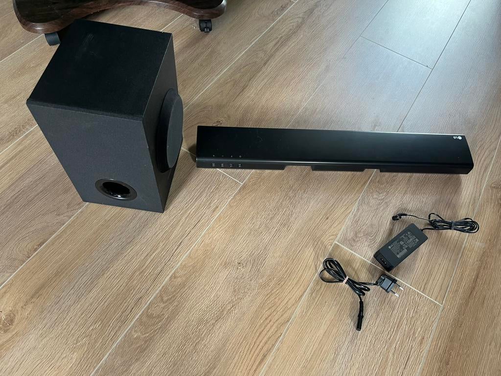 LG soundbar, Audio, Tv en Foto, Soundbars, Ophalen of Verzenden, Bluetooth, Zo goed als nieuw