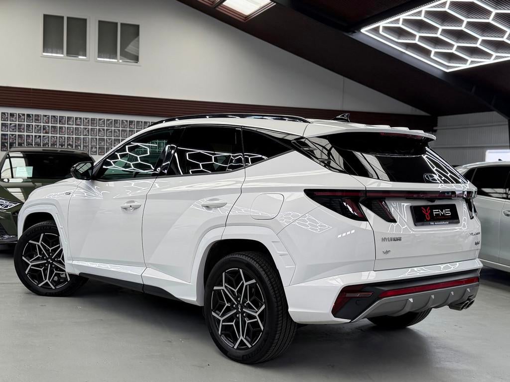 Hyundai Tucson 1.6 T-GDI HEV N Line Camera CarPlay 230pk, Gebruikt, Zwart, 4 cilinders, Met garantie (alle)