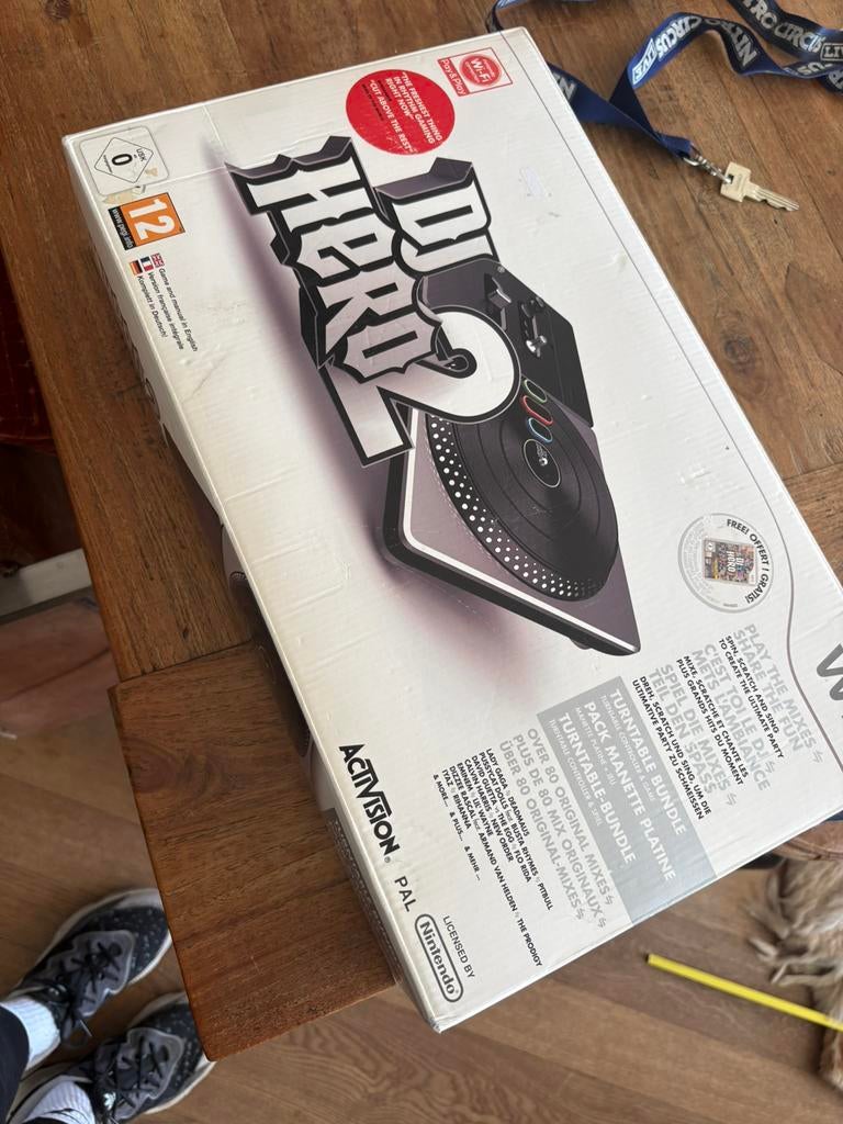 Dj hero 2 wii, Spelcomputers en Games, Muziek, 1 speler, Ophalen of Verzenden, Zo goed als nieuw