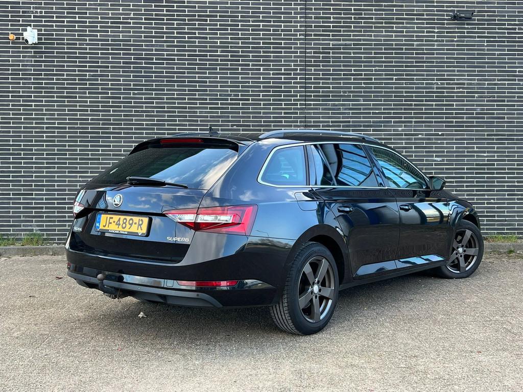 Skoda Superb Combi 1.6 TDI Ambition Business DSG, Clima!, Gebruikt, Euro 6, 4 cilinders, Zwart