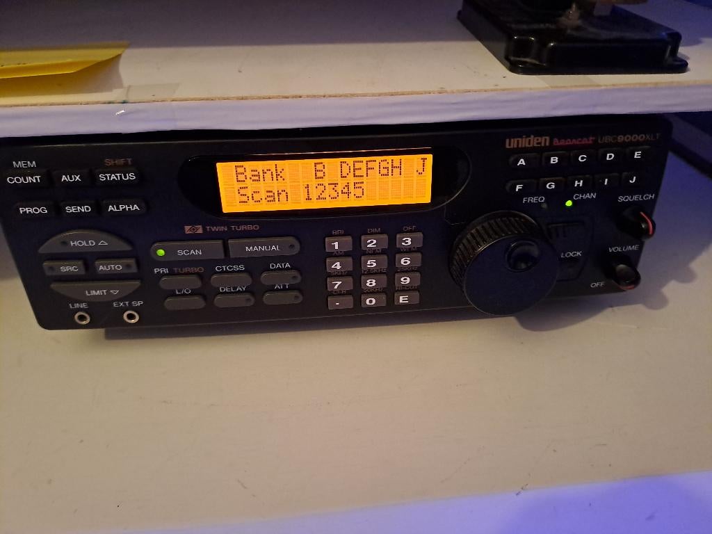 te koop uniden bearcat ubc 9000 xlt scanner 70 euro, Ophalen of Verzenden