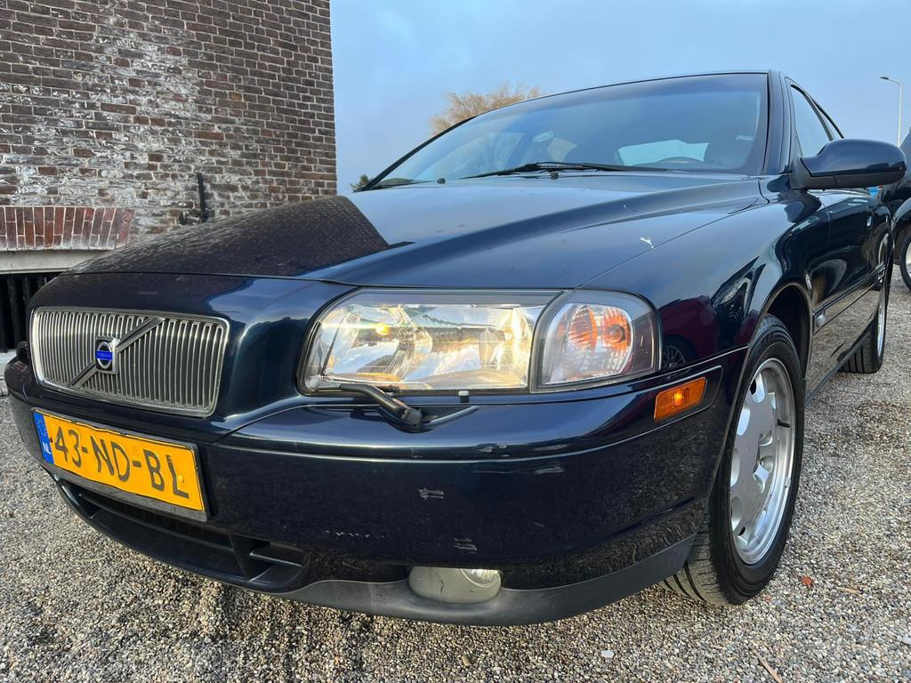 Volvo S80 2.9 Geartronic Dynamic LPG G3 door Koninklijk Huis, Auto's, 196 pk, Zwart, Blauw, Bedrijf