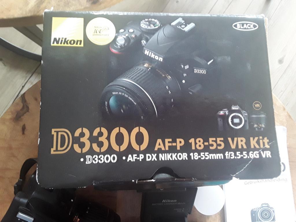 Nikon D3300 spiegelreflexcamera,  complete set, Spiegelreflex, Ophalen of Verzenden, Zo goed als nieuw, Nikon